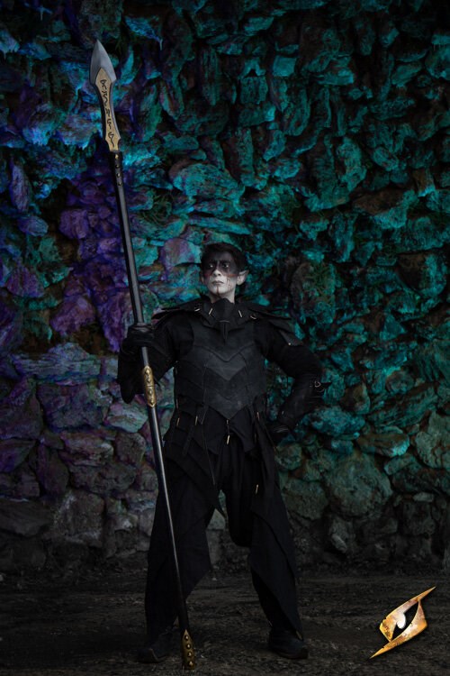 Long Runic Spear – Mystical reach and ritual power