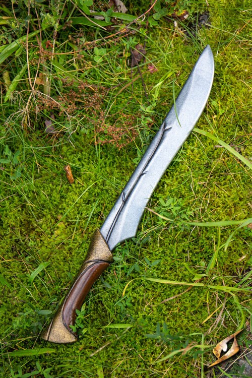 Dague Elfique des Bois – Arme latex pour GN inspirée des elfes sylvestres