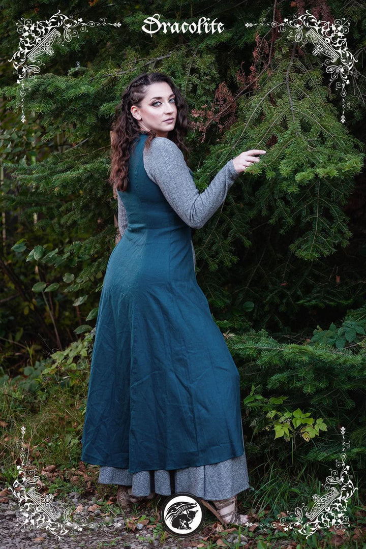 Freydis surcoat