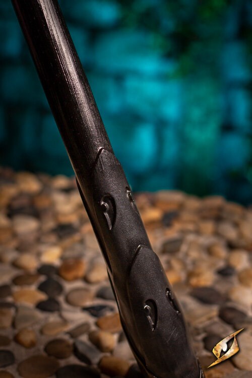 Eventide Lance – Elegant Darkness and Tactical Modularity