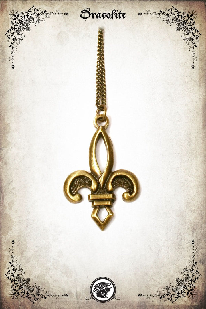 Fleur de Lys pendant 