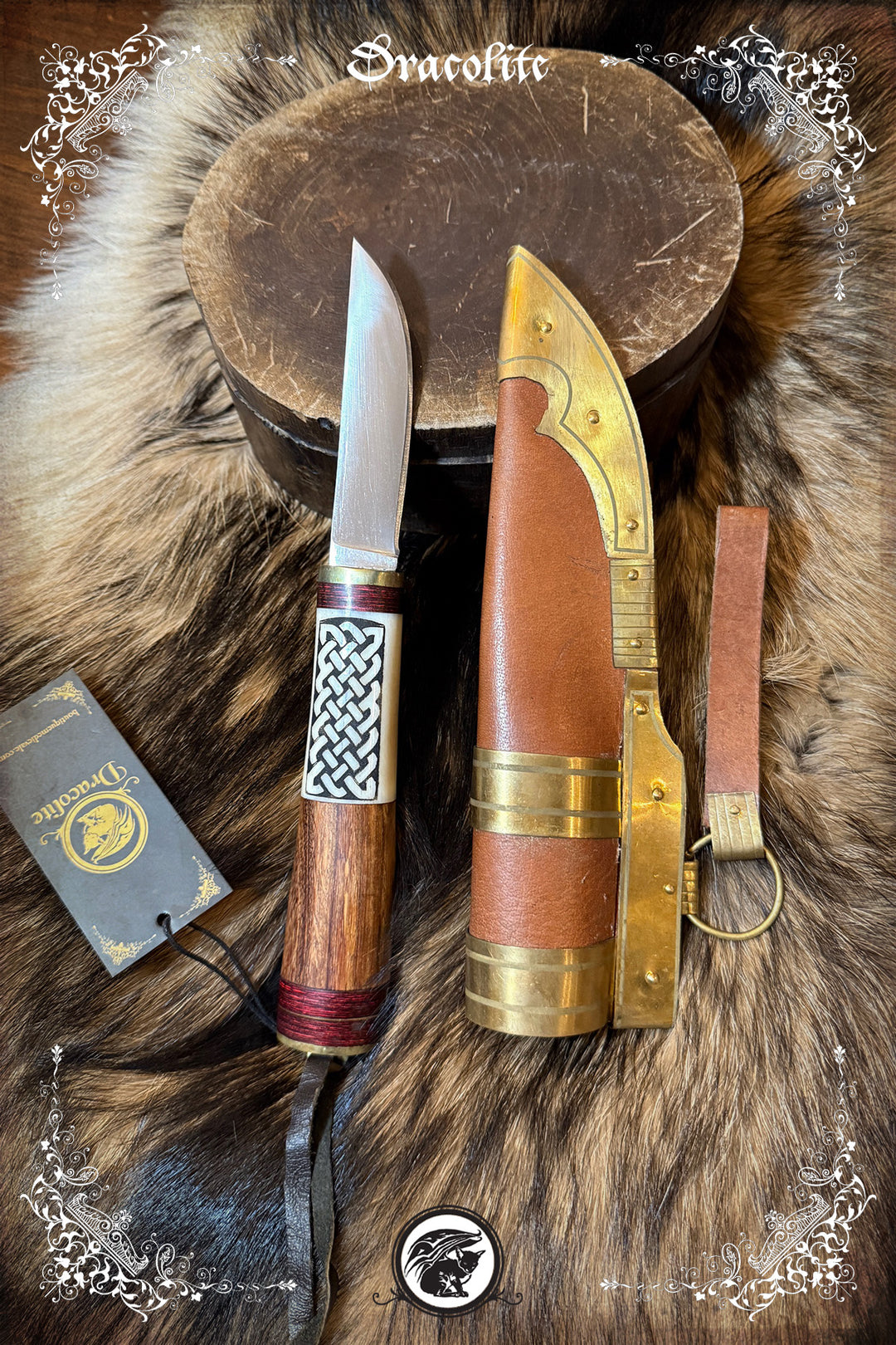 Couteau Viking forgé - Manche gravé os et bois