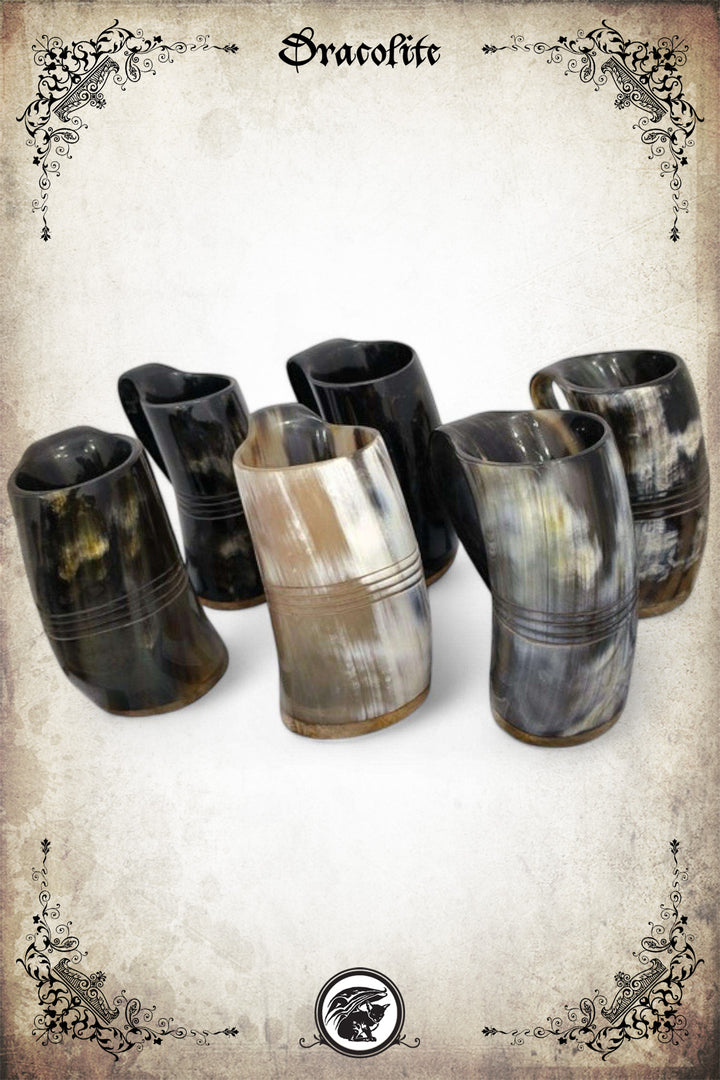 Tasse en Corne avec Gravure